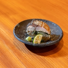 自家製〆鯖と炭焼きルッコラの棒鮨【数量限定】