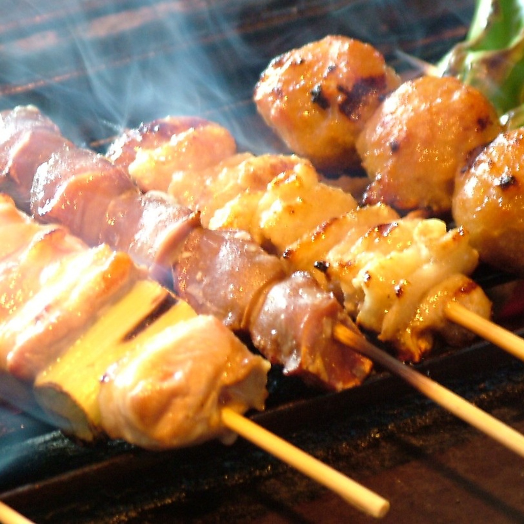 備長炭でじっくり焼きあげて…余分な脂がおち,旨みを凝縮した逸品!!