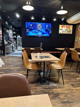 GB s CAFE AREA3 ジービーズカフェエリアスリー 上新庄店の雰囲気1