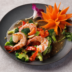 クン・パット・ブロッコリー/Stir-fried shrimp with broccli