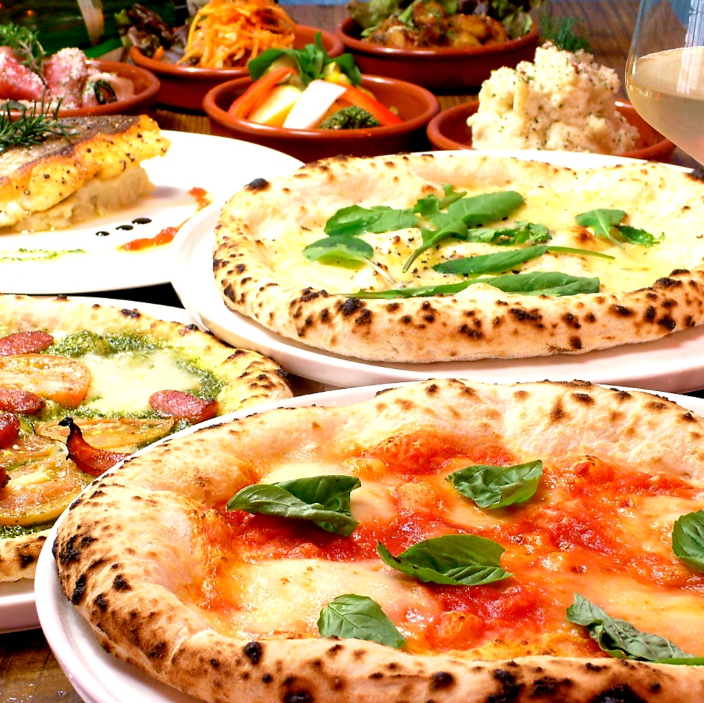 色んな種類のピザを楽しんでみて♪