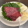 料理メニュー写真&nbsp;馬刺し(3切れ)