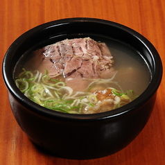 すね肉スープ