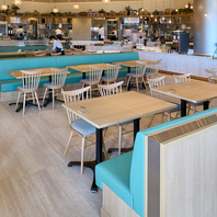 【テーブル・ソファーなどのお席各種】