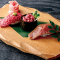 料理メニュー写真&nbsp;和牛肉寿司3種盛り
