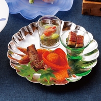 地産食材を使用した日本料理に舌鼓。