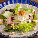 コスパ最強！「合鴨北京ダック」自家製タレとの絶妙なハーモニーをぜひご堪能ください♪