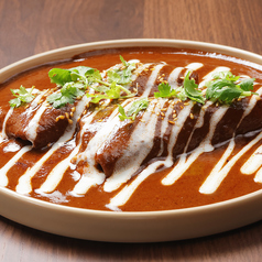 【奥深い味わいを堪能できる一皿！】特製「モーレエンチラーダ」◎最後のソースまで召し上がれの写真