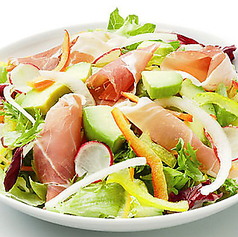 生ハムアボカドサラダ