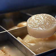心もお腹も温まる◎鶏の旨味が染み渡る特製鶏だしおでん