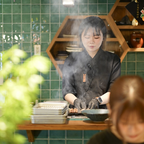 平尾駅から徒歩1分の女性店主が営む焼き鳥屋『焼鳥つむぐ』