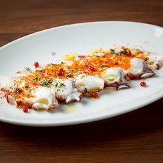 活け蛸のカルパッチョ～ガリシア風～