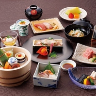 目にも楽しい彩り豊かなお料理の数々。