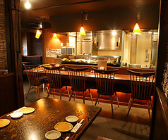 半個室のテーブル席なので落ち着いてゆっくりお食事ができます！