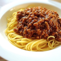 お肉たっぷりミートパスタ