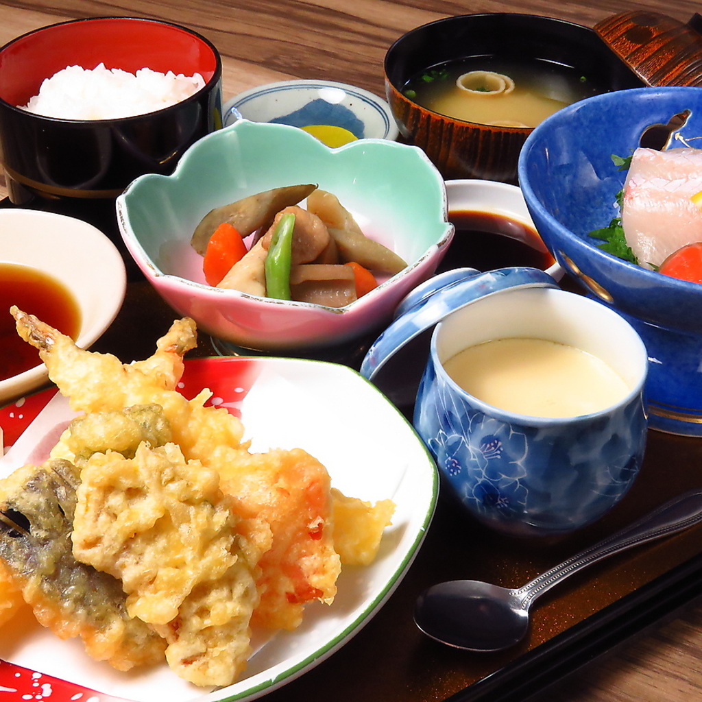 和食が自慢の当店は和の定食や御膳を豊富にご用意◎