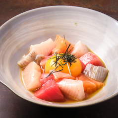 海鮮ユッケ柚子胡椒風味