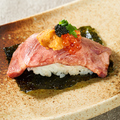 料理メニュー写真 和牛肉寿司2貫