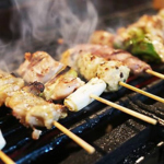 ぷりっぷりの噛み応えに加え、炭火焼きが素材の旨みを最大限に引き出し、ついついお酒が進みます！