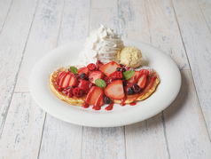ストロベリーベリー パンケーキ
