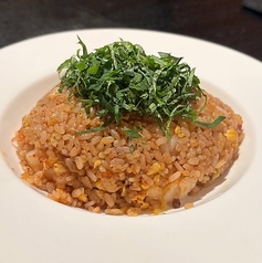 海老香る自家製ラー油炒飯の写真