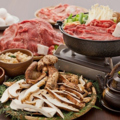 料理メニュー写真 松茸と近江牛、松茸ごはん食べ放題、松茸土瓶蒸し付