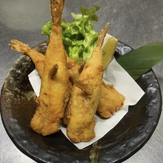 フグの唐揚げ4本