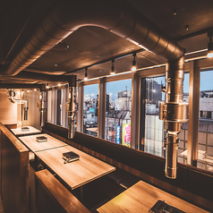 焼肉もとやま 新宿歌舞伎町店の雰囲気1