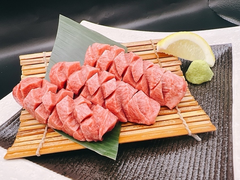 【南浦和駅徒歩1分】厳選和牛焼肉　個室空間で自慢の生タンをご賞味ください。