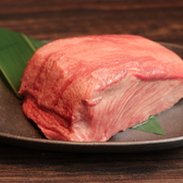 予約必須!SNSでも話題の名物「マンモスタン」は圧巻のビジュアル!スタッフが丁寧に焼き上げます♪※事前予約必須商品です。