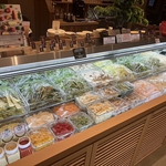 新鮮国産野菜も豊富にご用意しております♪