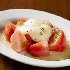 トマトとモッツァレラムース