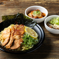 料理メニュー写真&nbsp;韓国風冷やし麺　濃厚ごま豆乳だれ