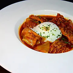 スパイス香る、牛ハチノスの煮込み