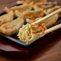 【オススメ！】7種類から選べるこだわりの各種餃子★