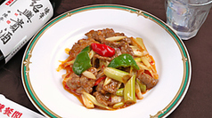 白ネギと牛肉のにんにくソース