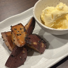 塩バニラアイスと揚げ大学芋