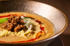 料理長推し　黄金担々麺