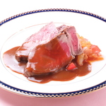 お肉料理は特に味に定評があります！！柔らかいお肉を是非ご賞味ください☆