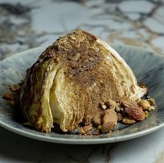 Charred Cabbage　キャベツ 燻煙とデュカ