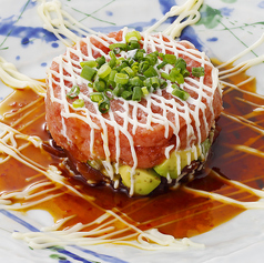 《海鮮つまみ》マグロアボカドユッケ