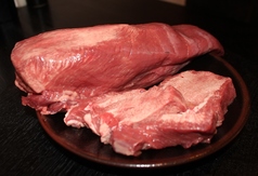 厚切り生牛タン