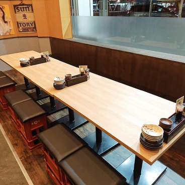 居酒屋 ごっつぁんです 沼津駅前店の雰囲気1