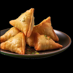 Samosa(one piece) / チキンサモサ(1個)