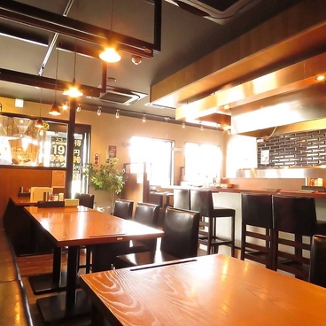 やきとり家 すみれ 裾野店の雰囲気1