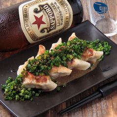 自家製味噌ダレ餃子の写真