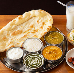 ロータスキッチン 南千住店の特集写真