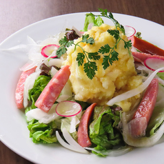 ピリ辛チョリソと新じゃがのポテトサラダ