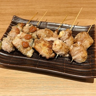 香ばしい炭火香る自慢の串焼き5種盛り！