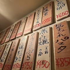 広島牡蠣処 大衆酒場バケツ 銀山本店の雰囲気3